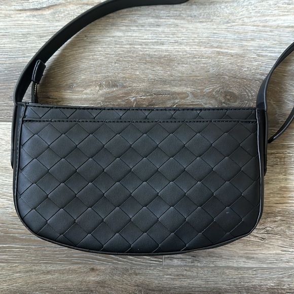 London Fog bag black woven adjustable shoulder stye #LFF22801 - Picture 6 of 9